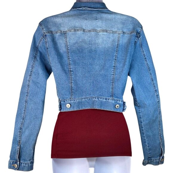 Love Tree Womens Medium Cropped Denim Jacket With Button Front & Pockets Med - Picture 2 of 9